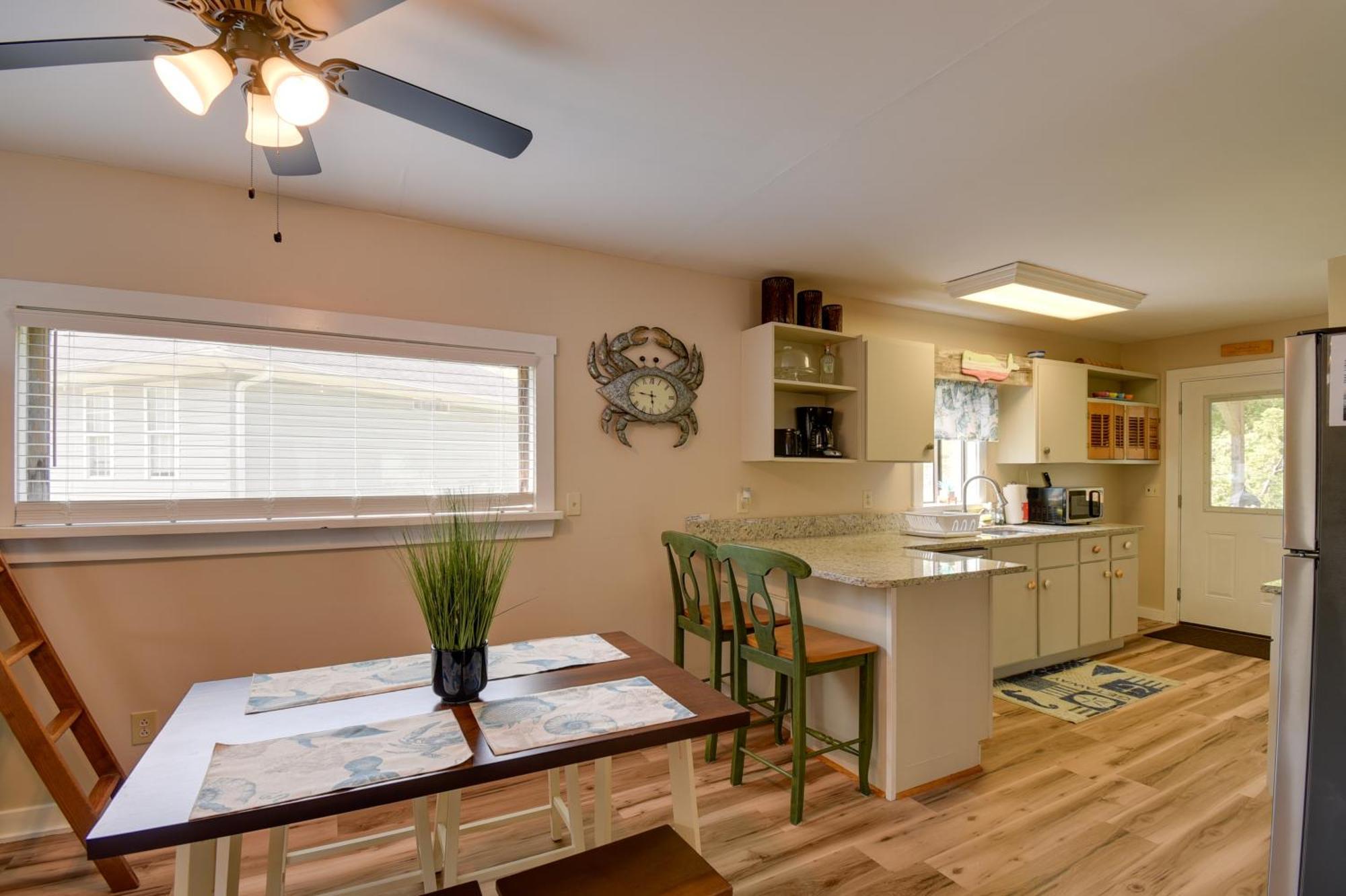 Ocean Isle Apartment With Balcony, 1 Mi To Beach! Ocean Isle Beach Luaran gambar